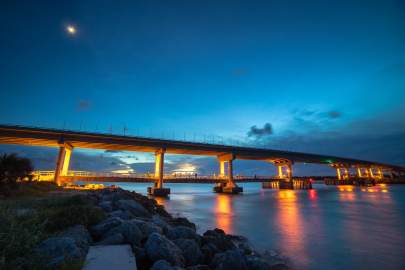 x295x-Sebastian-Inlet-Bridge-After-Sundown